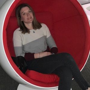 Meet your Posher, Alexandra